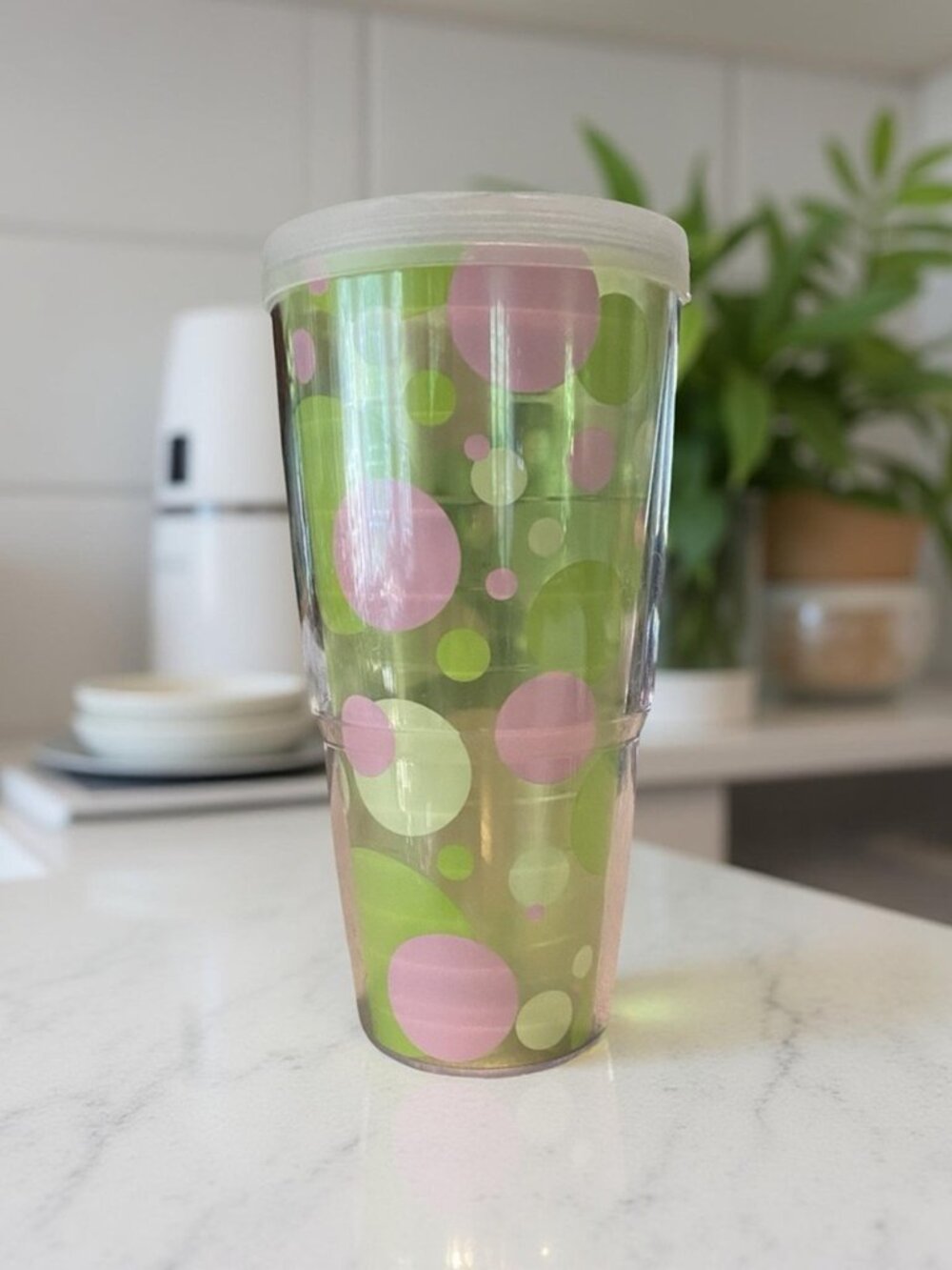 Tervis 24 oz Insulated Tumbler Lime Green Pink Polka Dot Travel Cup
